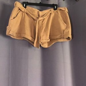 🔥💲Le Tigre tan shorts XL